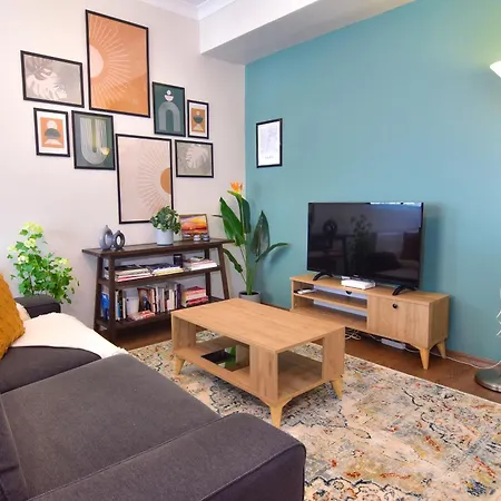 Levent Modern 2-bedroom *